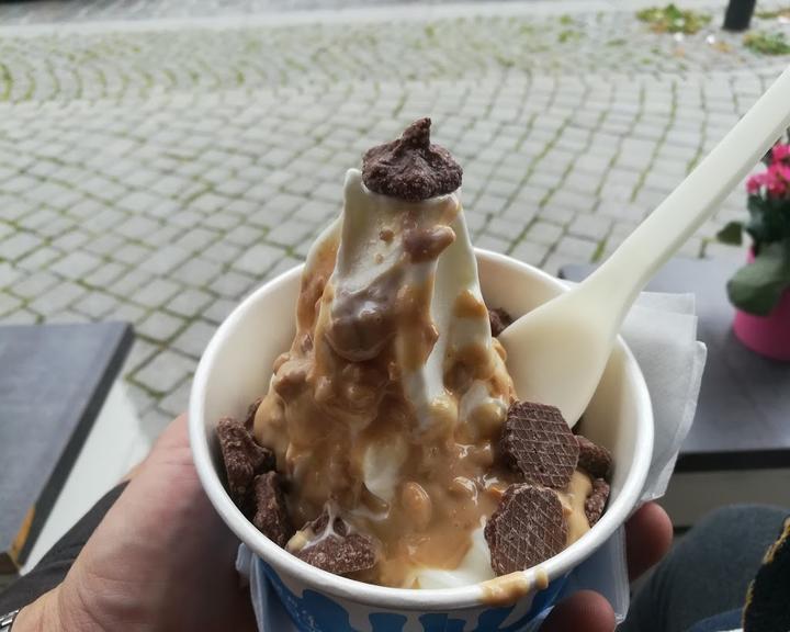 Frohlich Frozen Yogurt,Kaffee & mehr!